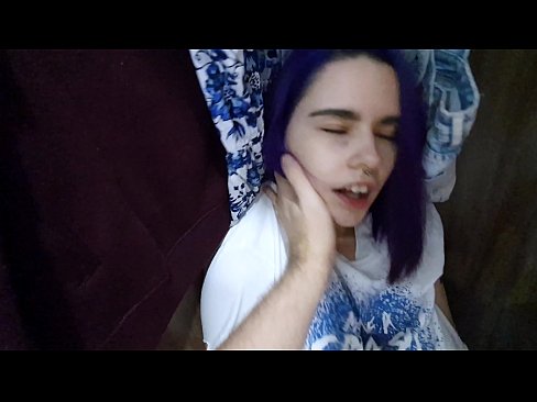 ❤️ Хоҳарамро дар ҷевон ёфт ва ба ӯ кӯмак кард ️ Видео мақъад дар tg.extratorrents.top ❌️