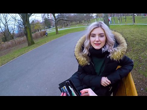 ❤️ Кончаҳои гарми бегонаро барои пул фурӯ мебарад - минет дар парк аз ҷониби Ева Элфи ️ Видео мақъад дар tg.extratorrents.top ❌️